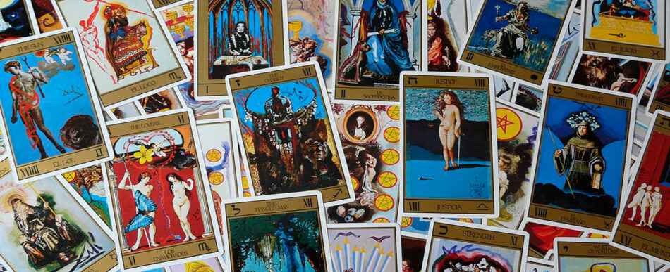 As cartas de tarot surrealistas de Salvador Dalí serão relançadas