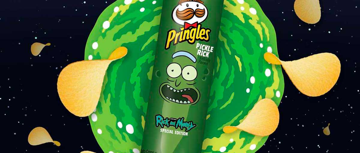Uma Pringles sabor Pickle Rick