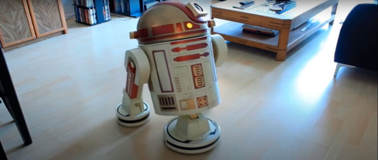 Droide de limpeza R9-D9 é feito a partir de Roomba