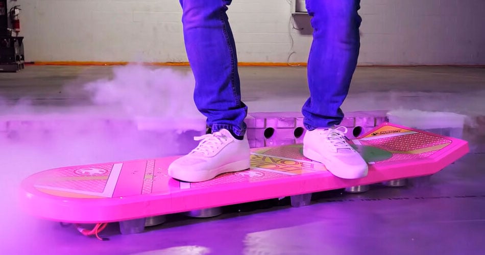 O hoverboard real de “De Volta para o Futuro” que funciona de verdade