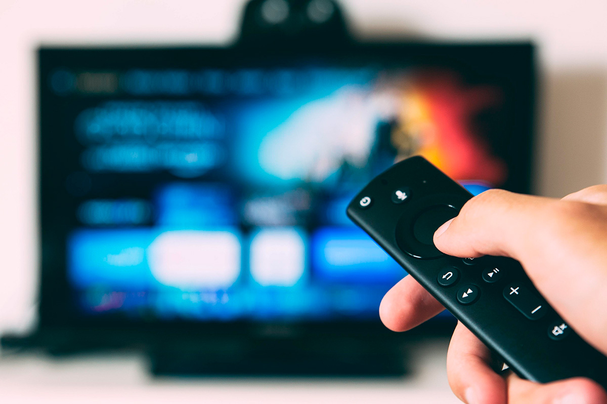Serviços de streaming pisam no freio na quantidade de novos filmes e séries