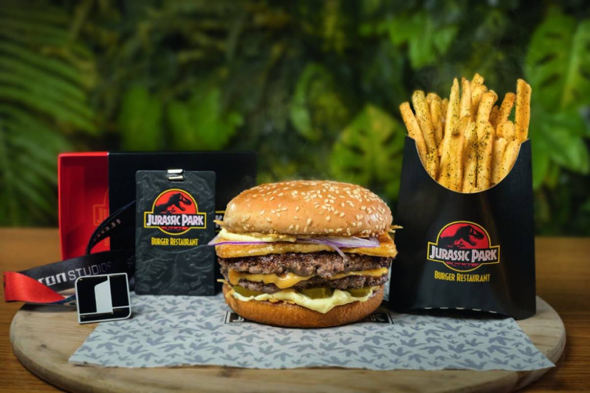 Jurassic Park Burger Restaurant chega a SP como atração oficial da Universal Studios no Brasil