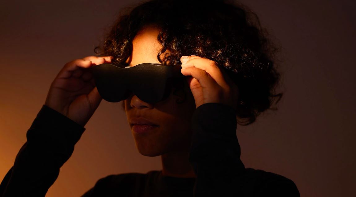Sol Reader: Um leitor digital em formato de óculos de sol