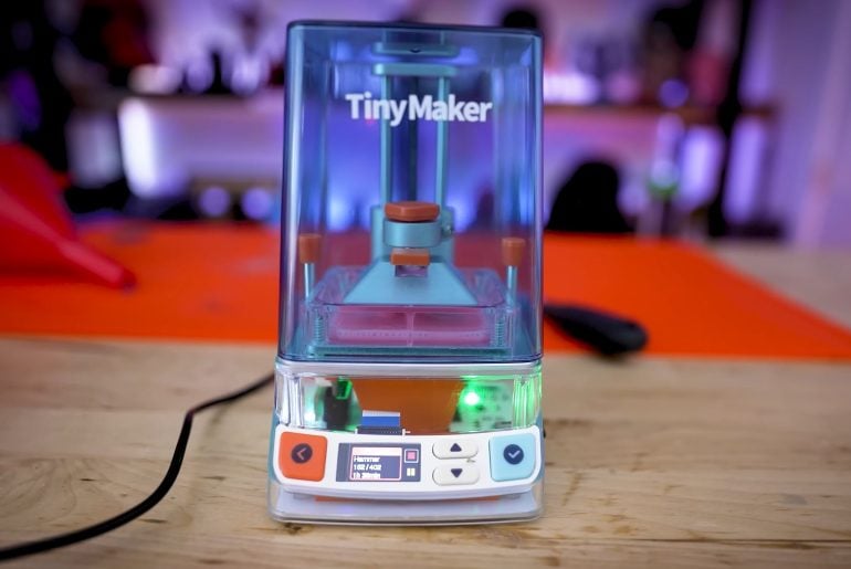 Impressora 3D TinyMaker é do tamanho da palma da mão