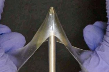 Pesquisadores desenvolvem gel de vidro que pode esticar cinco vezes o seu tamanho original