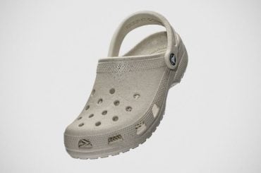 Crocs lança calçado feito com 25% de Crocs Velhos