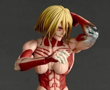 Impressionante boneco do anime Attack on Titan tem dezenas de poses expressivas