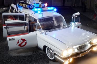 Ectomobile da série Ghostbusters Plasma tem quase 60 cm de comprimento