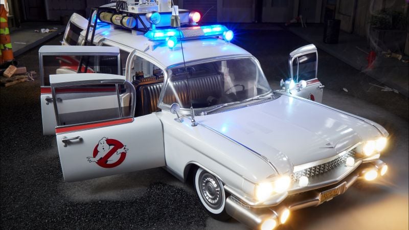 Ectomobile da série Ghostbusters Plasma tem quase 60 cm de comprimento