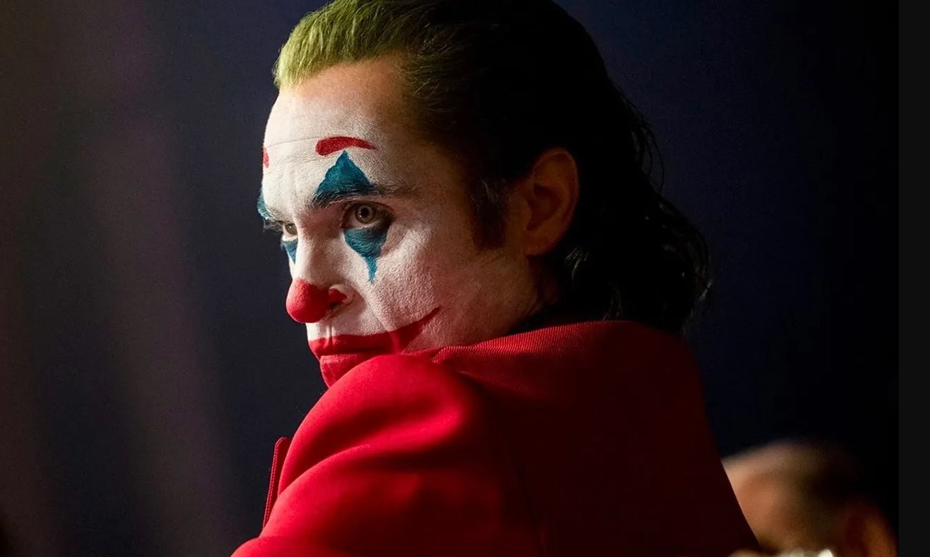 Joaquin Phoenix revela que conversou com Christopher Nolan sobre interpretar o Coringa em ‘O Cavaleiro das Trevas’: ‘Eu Não Estava Pronto’