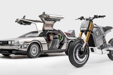 Moto elétrica inspirada no DeLorean de De Volta para o Futuro é revelada pela DAB Motors