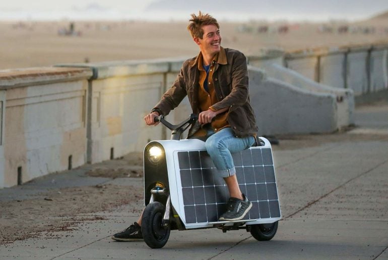 Lightfoot, uma scooter solar elétrica com autonomia de até 60 km