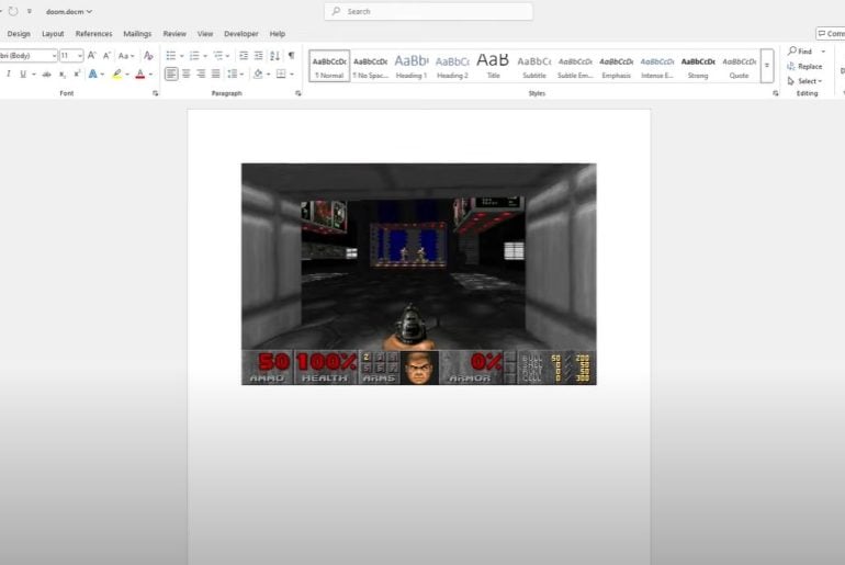 Agora você pode jogar DOOM no Microsoft Word