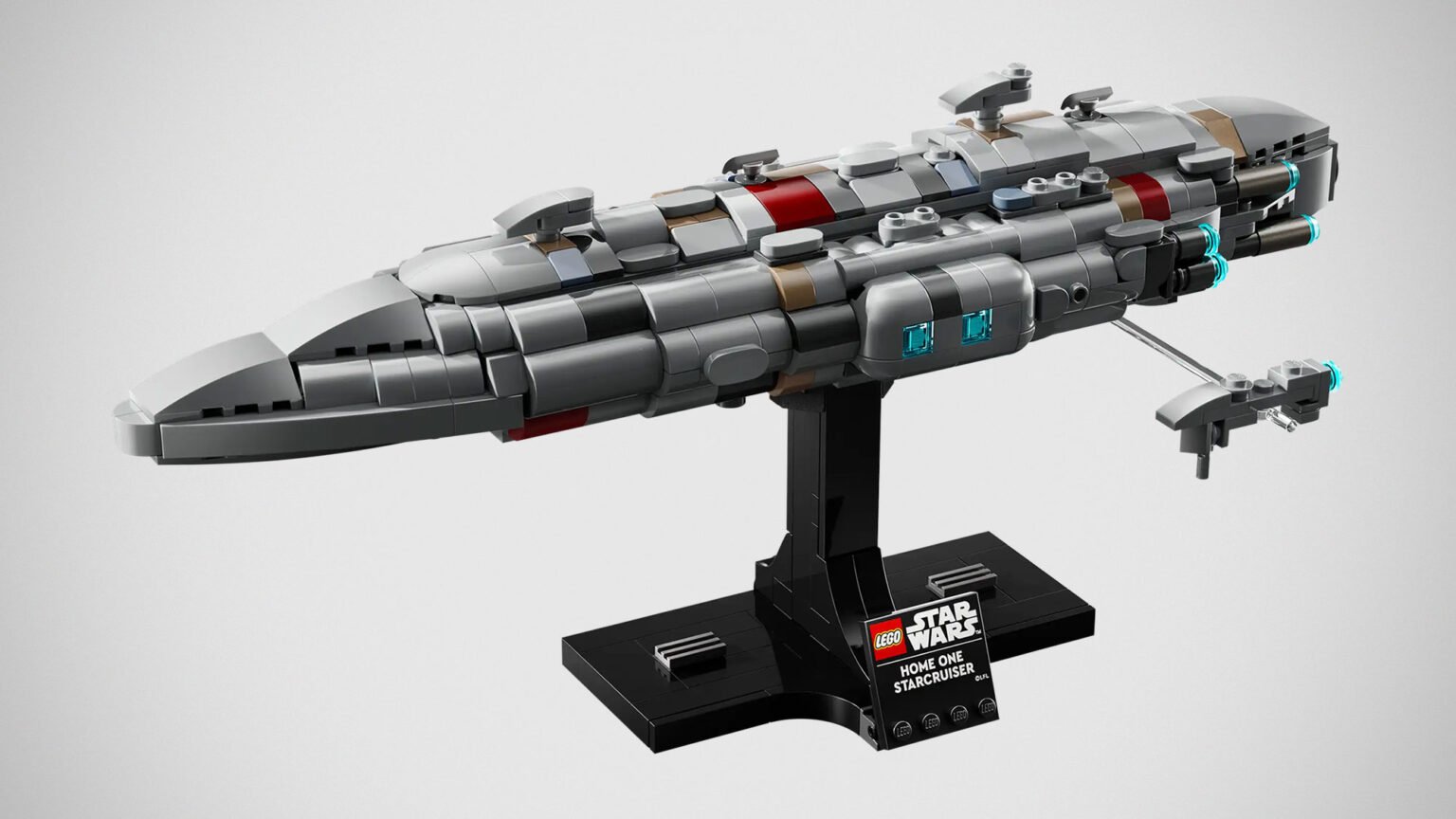 LEGO Star Wars Home One Starcruiser tem 33 cm de comprimento