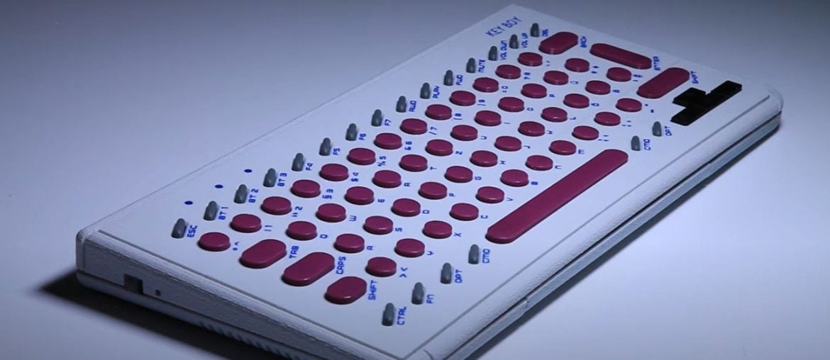 Este teclado retro inspirado no Game Boy é incrível e irritante ao mesmo tempo