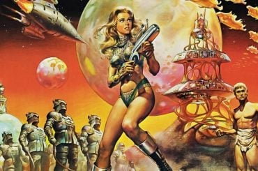 Sydney Sweeney garante que remake de Barbarella, dirigido por Edgar Wright, ainda está de pé