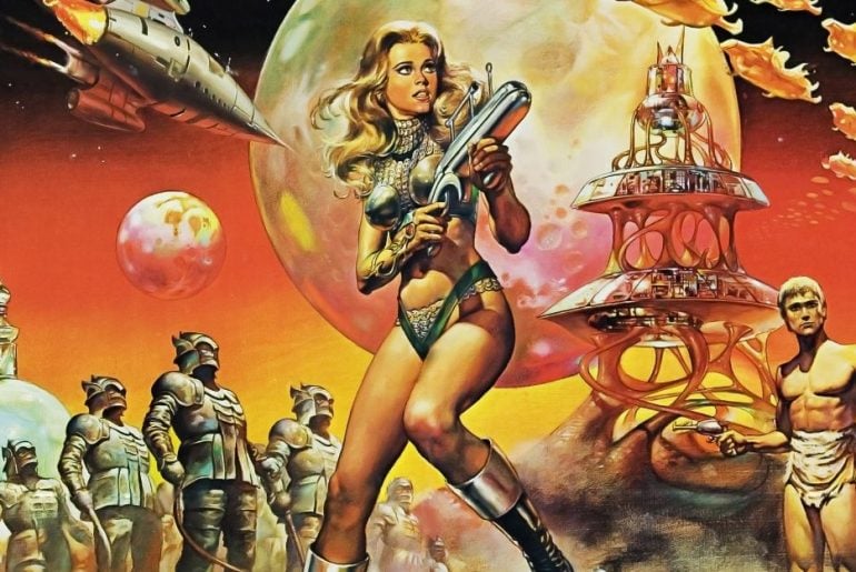 Sydney Sweeney garante que remake de Barbarella, dirigido por Edgar Wright, ainda está de pé