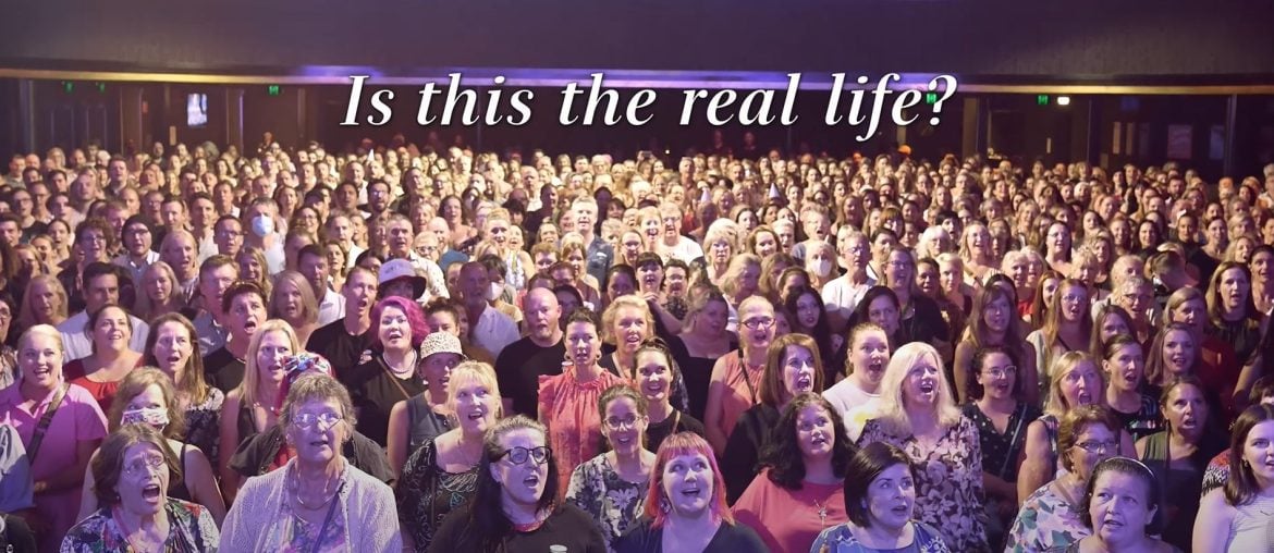 102.974 vozes ao redor do mundo cantam 'Bohemian Rhapsody' em megaperformance coletiva