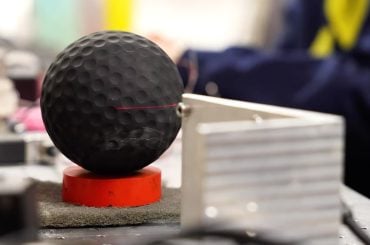 Robô inspirado em bola de golfe pode transformar a exploração subaquática