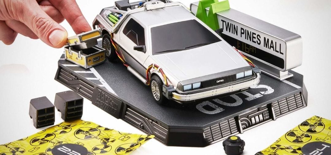 Kit do DeLorean do Twin Pines Mall traz a nostalgia dos anos 80