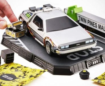 Kit do DeLorean do Twin Pines Mall traz a nostalgia dos anos 80