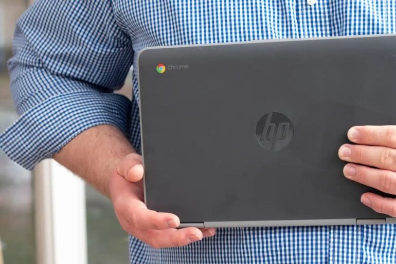 Desafio do Chromebook no TikTok provoca incêndios e põe escolas em alerta