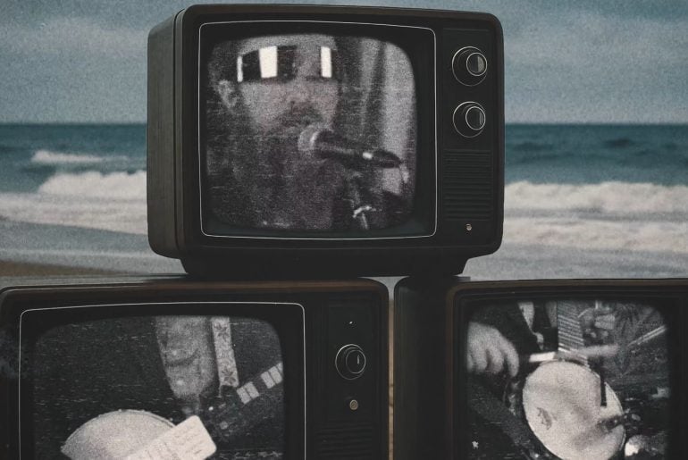 Trio transforma clássico do Pink Floyd em hipnótica versão com banjos