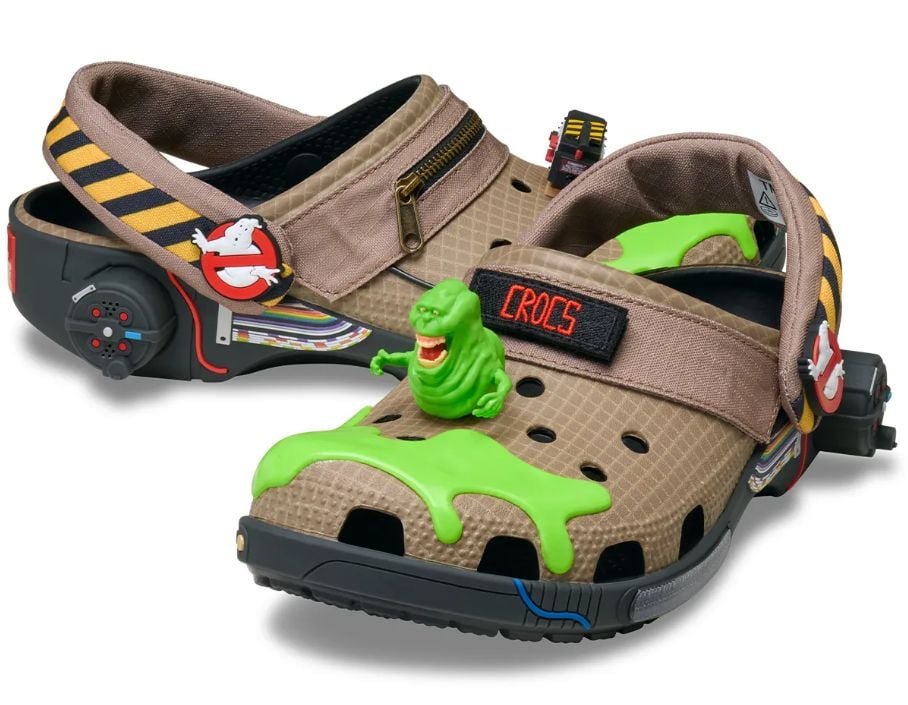 Crocs dos Caça-Fantasmas vem cheios de gosma e brilham no escuro