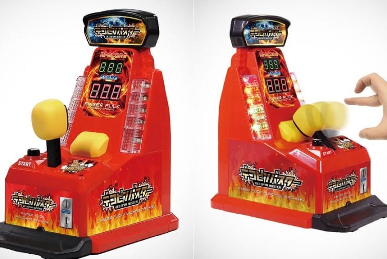 Decopin Buster: o Mini Arcade japonês que testa sua força... nos dedos