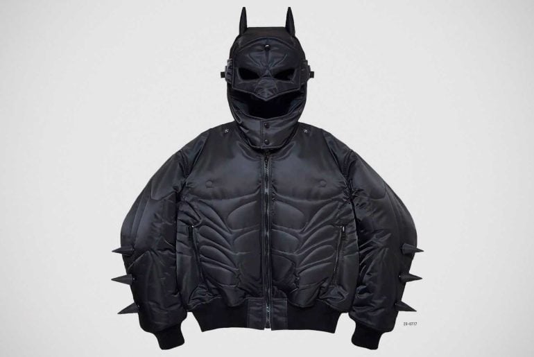 Jaqueta Bomber do Batman se transforma em uma Batsuit