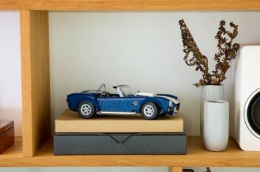 LEGO lança Shelby Cobra 427 para você montar sua própria máquina