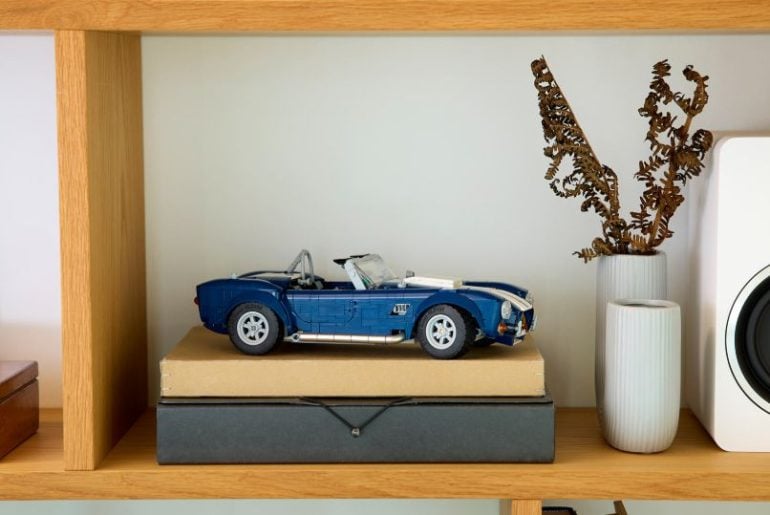 LEGO lança Shelby Cobra 427 para você montar sua própria máquina