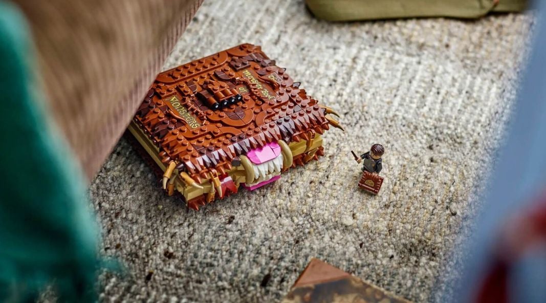 LEGO lança nova versão do Livro Monstruoso dos Monstros de Harry Potter que se move e morde