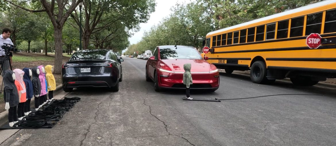 Teste do Tesla em modo autônomo em zona escolar falha