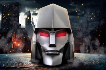 Cabeça em tamanho real do Megatron G1 tem 34 cm de altura