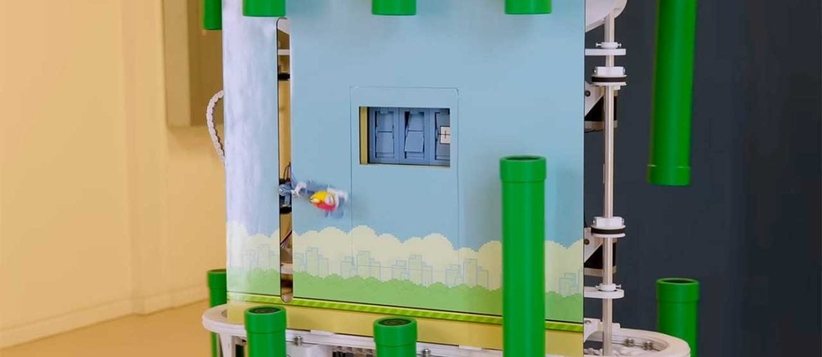 Gamer cria versão física e jogável de Flappy Bird na vida real