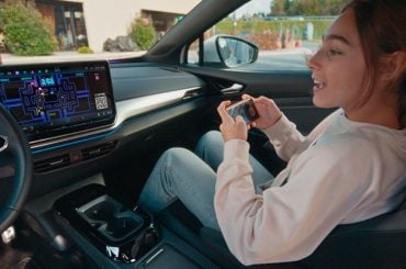 Clássicos da Atari chegam aos carros da Volkswagen com a plataforma AirConsole