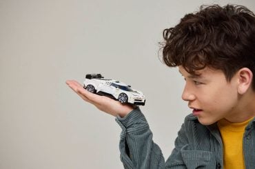 LEGO lança versão do Bugatti Centodieci que (dessa vez) cabe no seu bolso