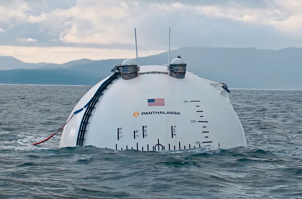 Ocean-2, uma boia futurista que transforma ondas em energia limpa