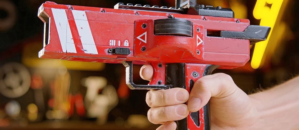 Criador constrói o lançador de doces PEZ definitivo