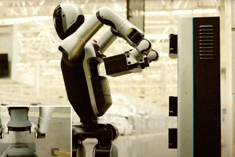 Skynet se aproxima: vídeo impressionante mostra robô trocando sua própria bateria