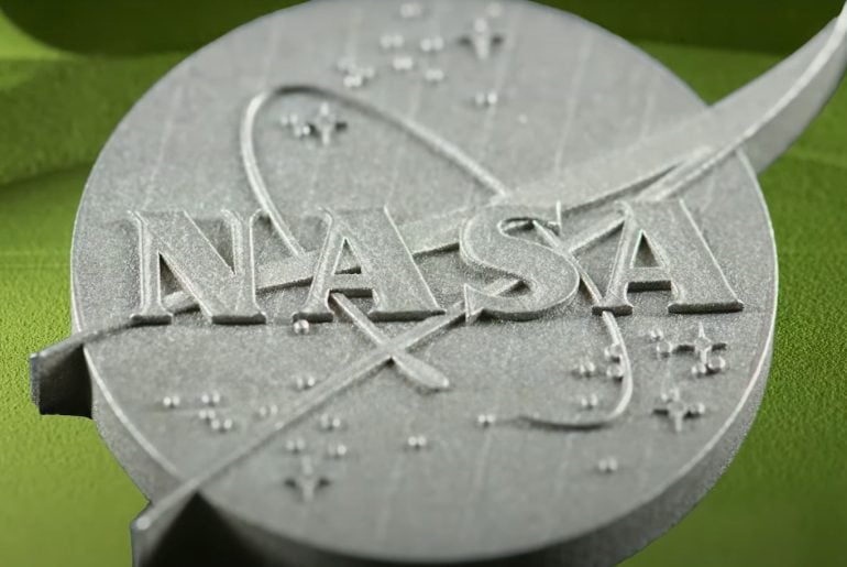 NASA cria liga metálica impressa em 3D que resiste a temperaturas extremas e pode revolucionar foguetes e aviões