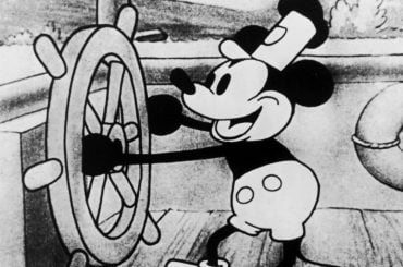 Escritório de Advogados processa a Disney para garantir uso de Mickey Mouse de domínio público em propaganda