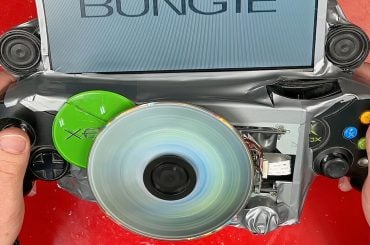 Criador Constrói Xbox Portátil Funcional com Peças Recicladas e Muita Criatividade