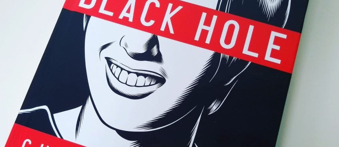 Netflix aposta no terror adolescente e surreal com adaptação de Black Hole, do diretor de I Saw the TV Glow Netflix aposta no terror adolescente e surreal com adaptação de Black Hole, do diretor de I Saw the TV Glow