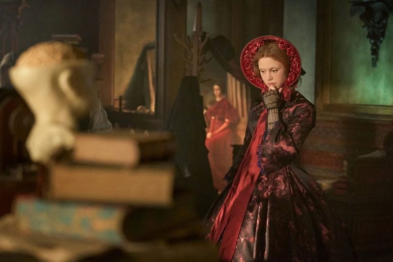 Mia Goth revela o medo e a emoção de atuar no Frankenstein de Guillermo del Toro Mia Goth revela o medo e a emoção de atuar no Frankenstein de Guillermo del Toro