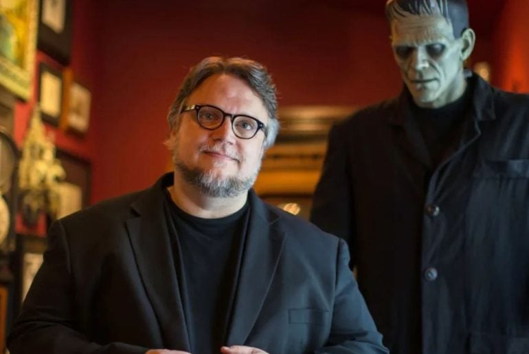 Guillermo del Toro diz que prefere morrer a usar IA em seus filmes Guillermo del Toro diz que prefere morrer a usar IA em seus filmes
