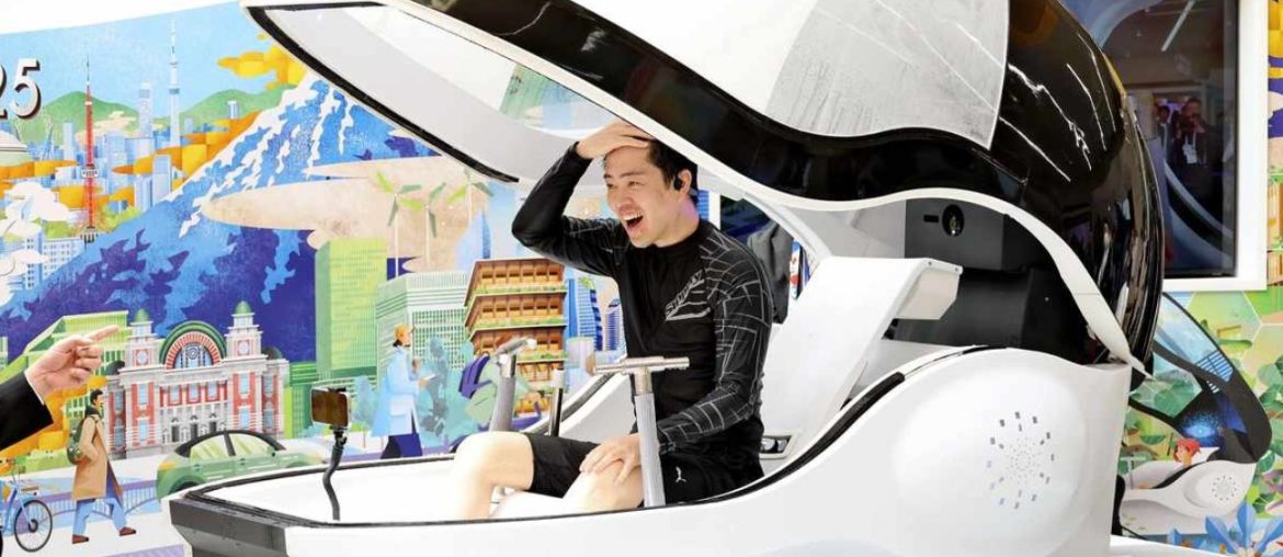Conheça a Human Washer: A cabine japonesa que te dá um banho