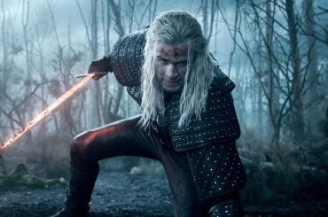 Showrunner de The Witcher responde às críticas dos fãs e promete final fiel aos livros