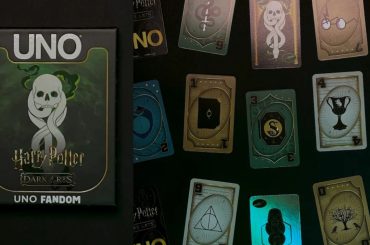 UNO mergulha nas trevas com baralho de Harry Potter: Dark Arts